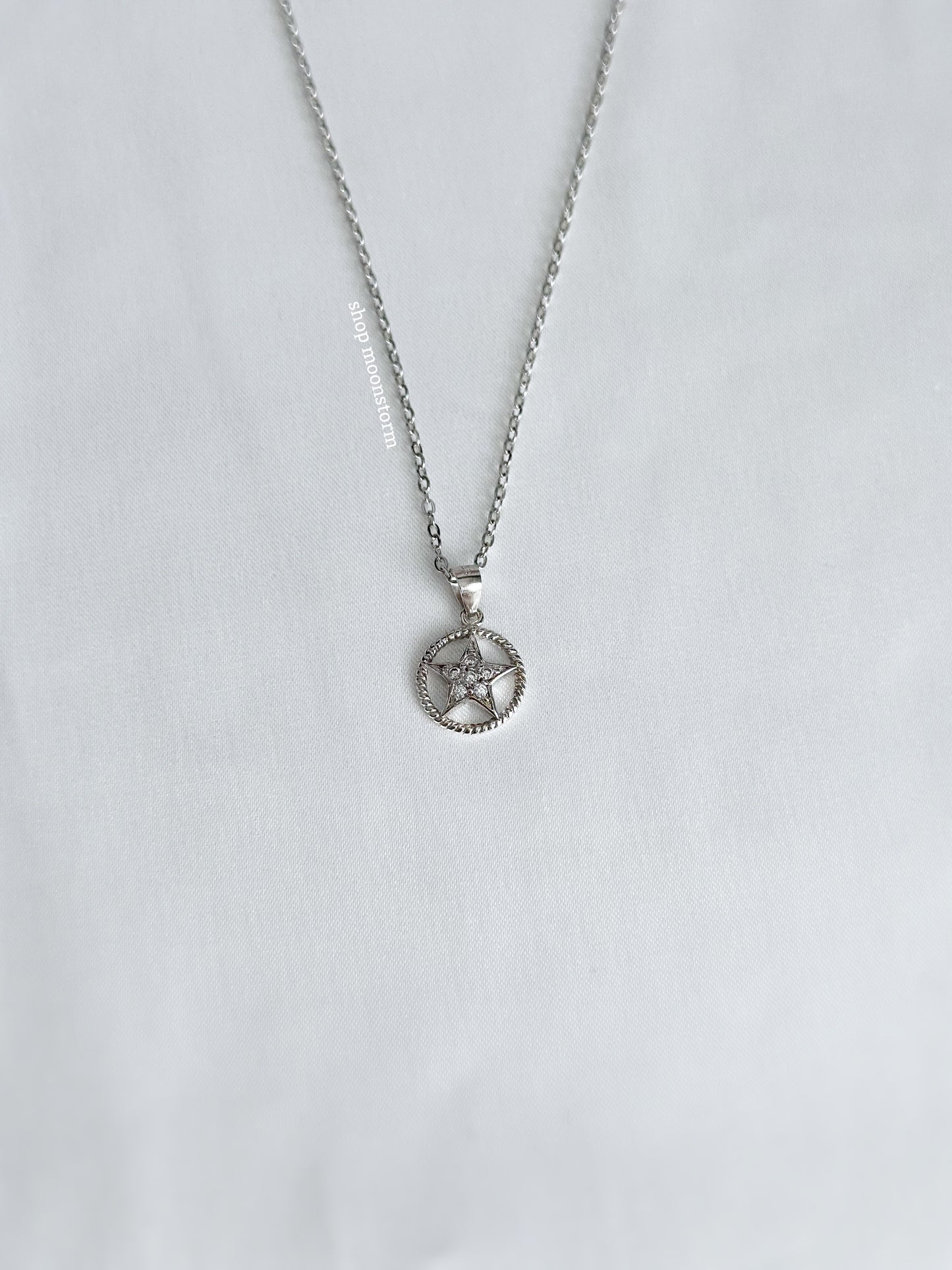 Silver Shiny Star Necklace
