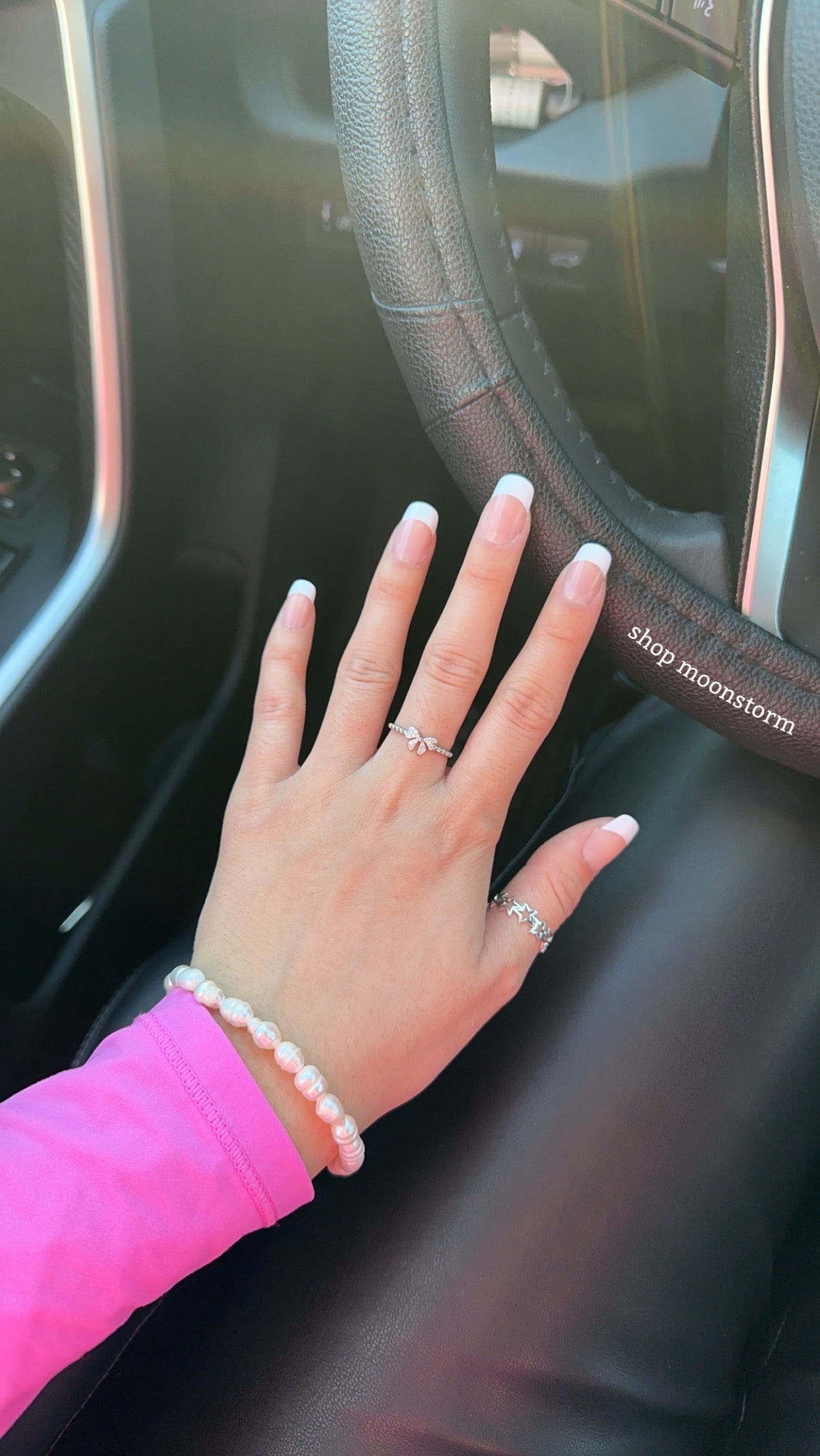 Sparkling Bow Ring