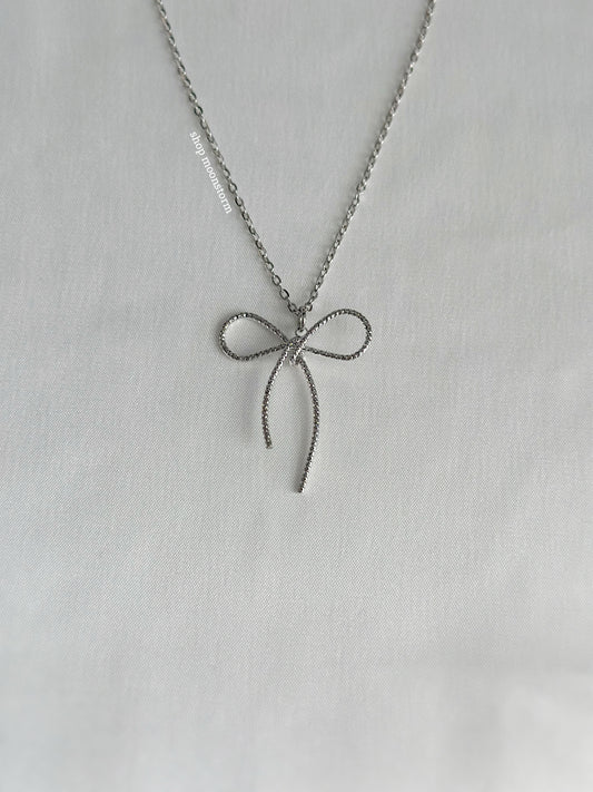 Charming Ribbon Bow Necklace