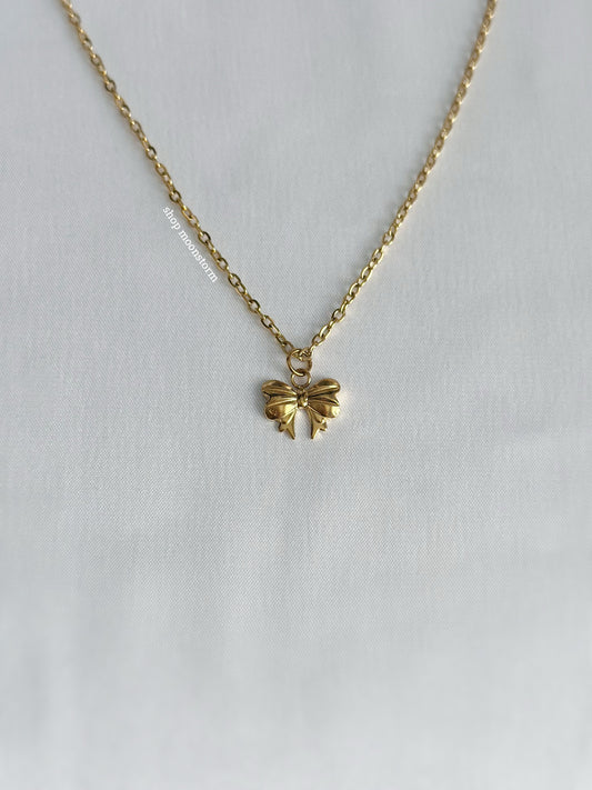 Lux Ribbon Bow Necklace (Gold Version)