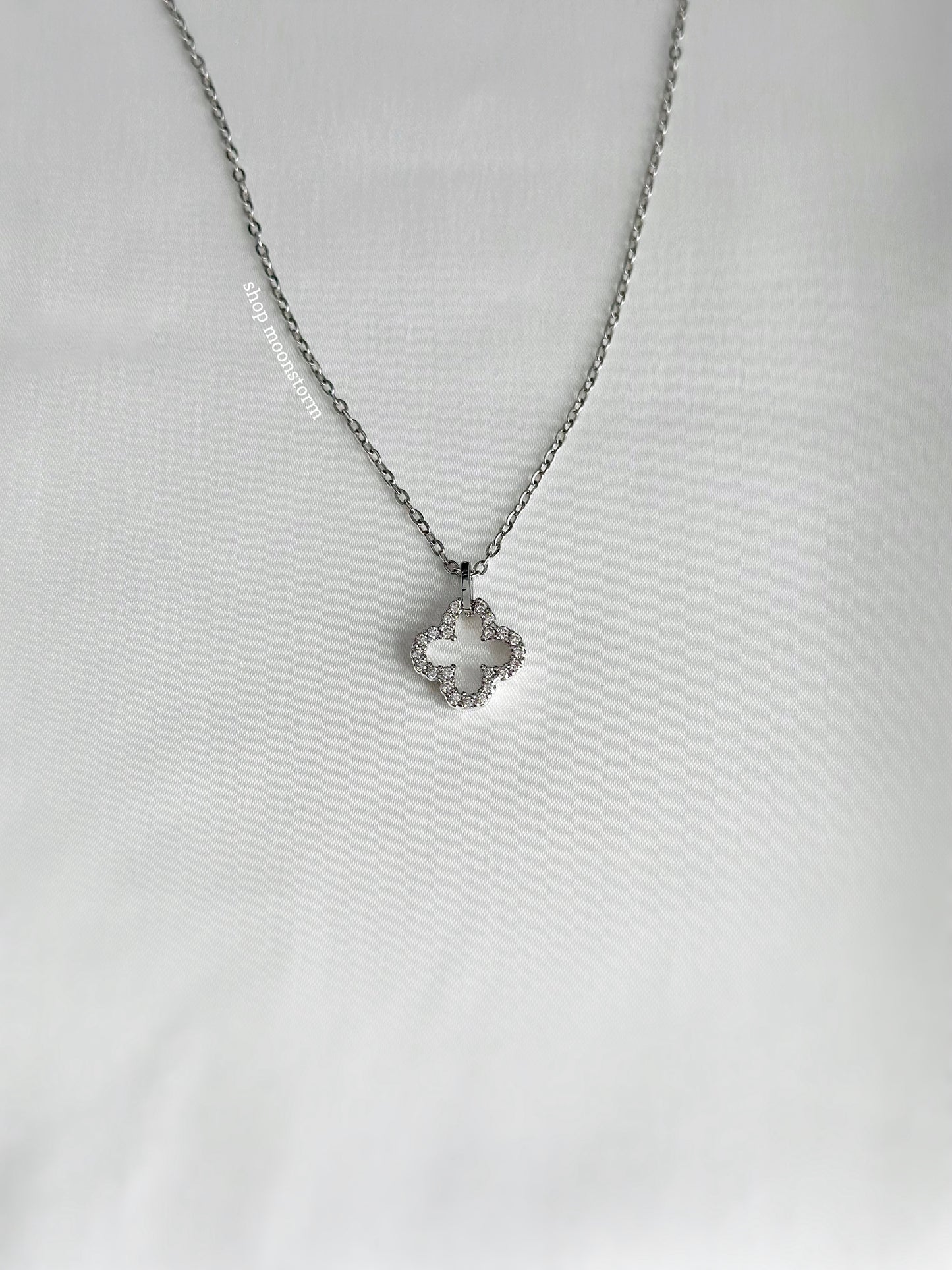 Silver Classic Clover Necklace