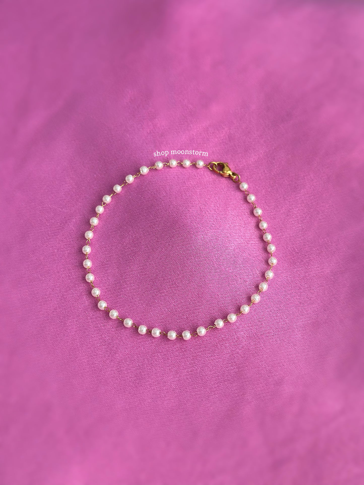 Gold Dainty Pearl Bracelet