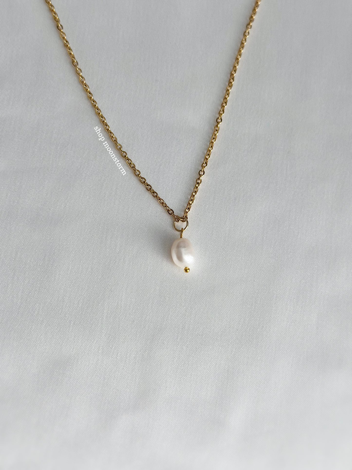 Gold Freshwater Pearl Necklace