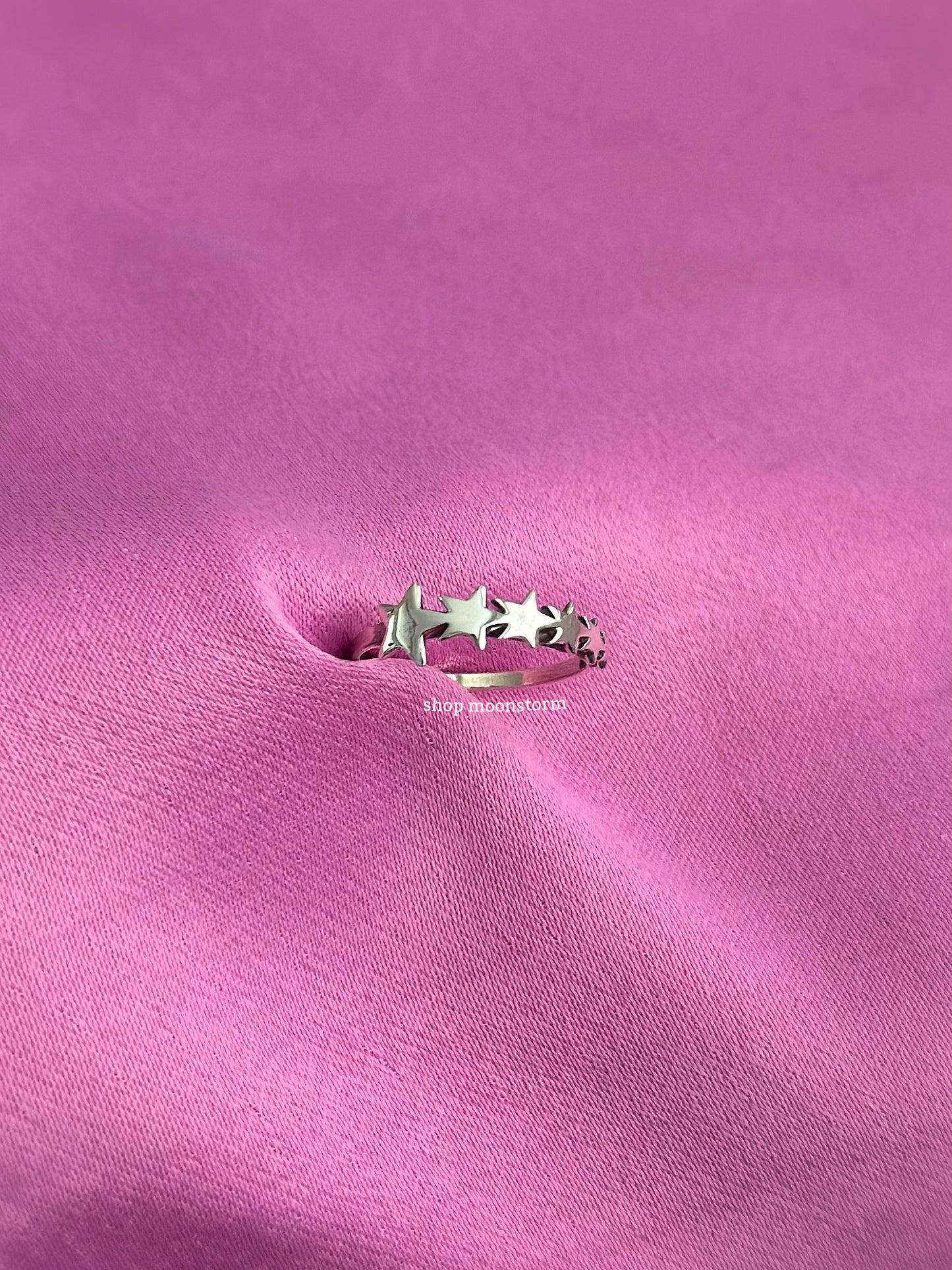 Six Star Ring