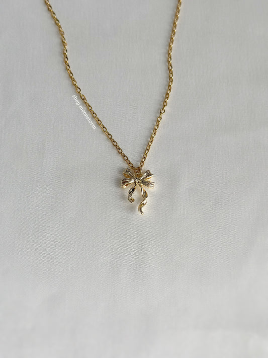 Lacy Ribbon Bow Necklace (Gold Version)