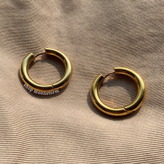 22mm Gold Hoop Earrings