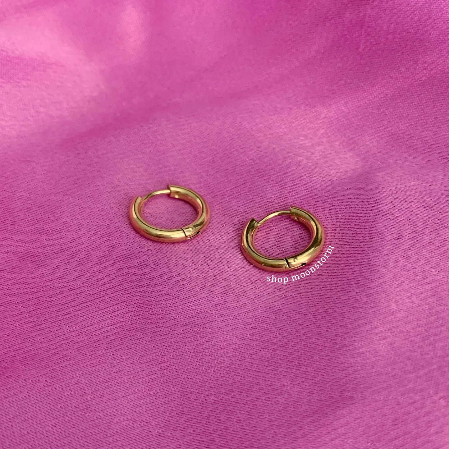 10mm Gold Hoop Earrings